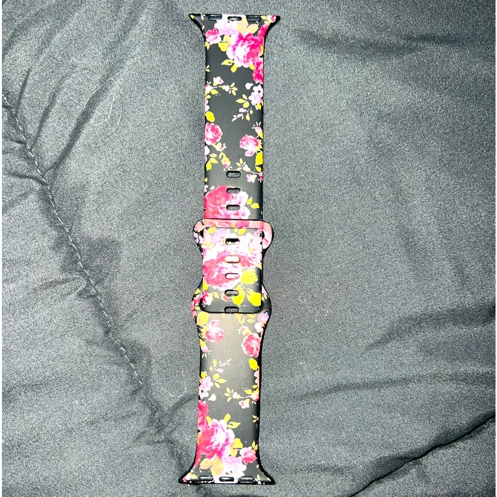❤️5/$25 Floral Print Smart Watch Band